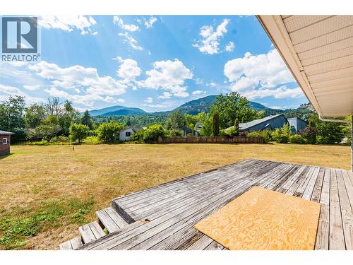 412 104Th Street, Castlegar, BC - Outdoor