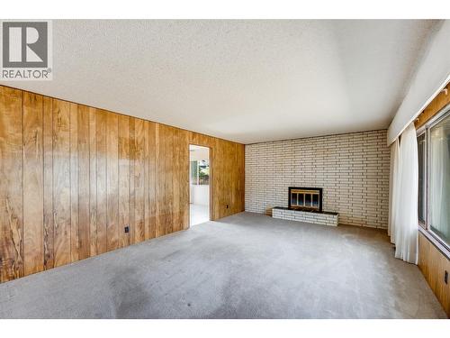 412 104Th Street, Castlegar, BC - Indoor