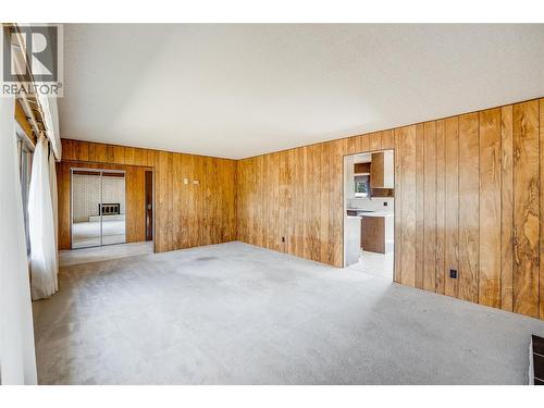 412 104Th Street, Castlegar, BC - Indoor Photo Showing Other Room