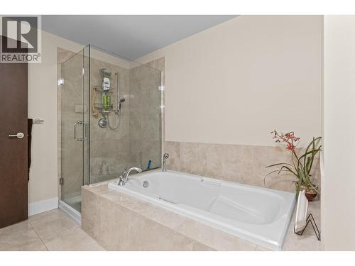 1395 Ellis Street Unit# 506, Kelowna, BC - Indoor Photo Showing Bathroom