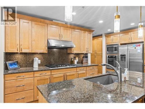 1395 Ellis Street Unit# 506, Kelowna, BC - Indoor Photo Showing Kitchen With Upgraded Kitchen