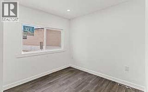 57, 6724 17  Se, Calgary, AB 