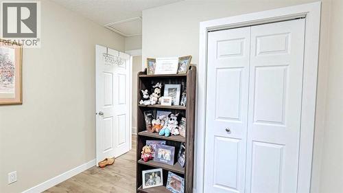 7508 7 Street Nw, Calgary, AB - Indoor Photo Showing Other Room