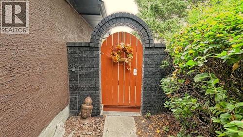 7508 7 Street Nw, Calgary, AB - Outdoor