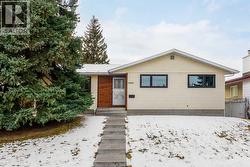 4535 Vandergrift Crescent NW  Calgary, AB T3A 0J1