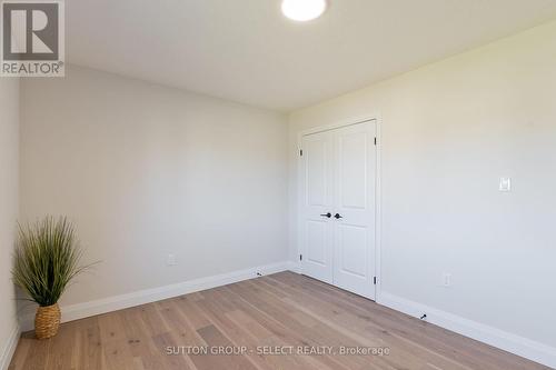 6366 Heathwoods Avenue, London South (South V), ON - Indoor Photo Showing Other Room