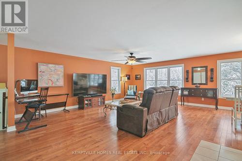 pre-tenant - 7151 Gallagher Road, Ottawa, ON - Indoor Photo Showing Living Room
