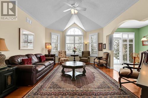 5 Wersch Lane, Ottawa, ON - Indoor Photo Showing Living Room