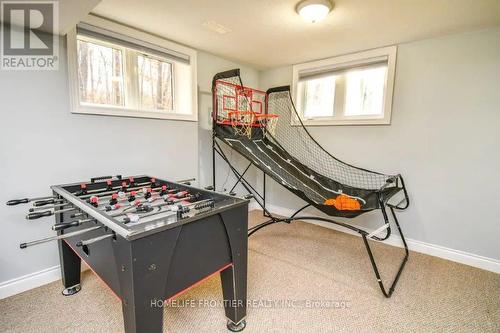 42 Forest Circle, Tiny, ON - Indoor Photo Showing Other Room