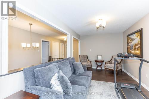 4175 Arbourfield Drive, Burlington, ON - Indoor Photo Showing Living Room