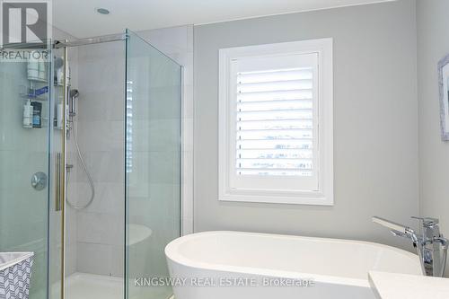 4175 Arbourfield Drive, Burlington, ON - Indoor Photo Showing Bathroom