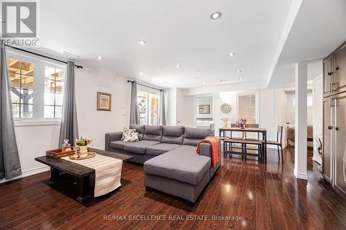 73 Gardenbrooke Trail, Brampton, ON - Indoor Photo Showing Living Room