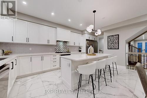 59 Lipscott Drive, Caledon, ON - Indoor Photo Showing Kitchen With Upgraded Kitchen