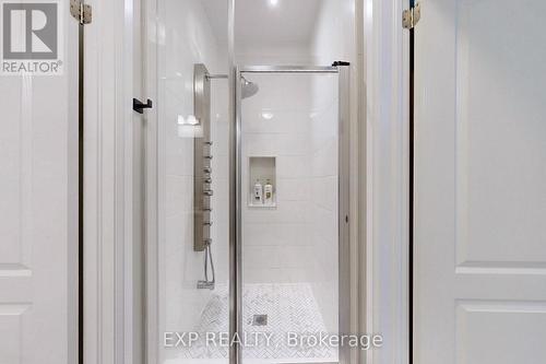 59 Lipscott Drive, Caledon, ON - Indoor Photo Showing Bathroom