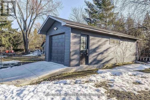 11310 Trafalgar Road, Halton Hills, ON - Outdoor