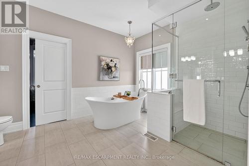 224 Mountain Road, Grimsby, ON - Indoor Photo Showing Bathroom