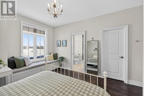 224 Mountain Road, Grimsby, ON - Indoor Photo Showing Bedroom