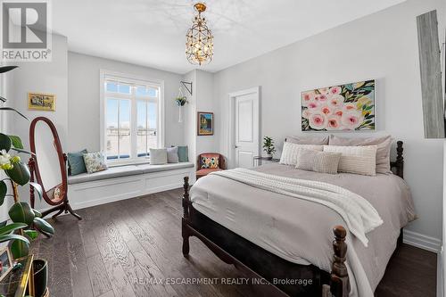 224 Mountain Road, Grimsby, ON - Indoor Photo Showing Bedroom