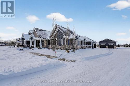 224 Mountain Road, Grimsby, ON - Outdoor With Facade