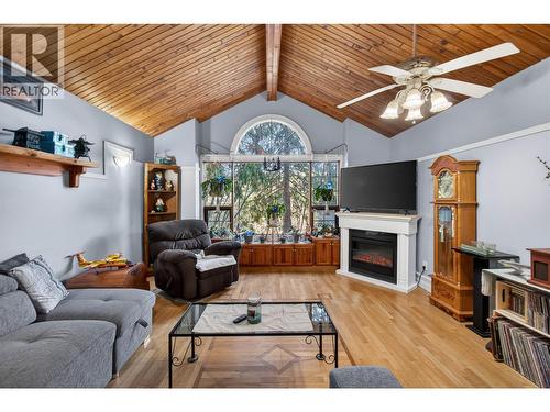 114 Timberlane Road, Enderby, BC - Indoor Photo Showing Living Room With Fireplace
