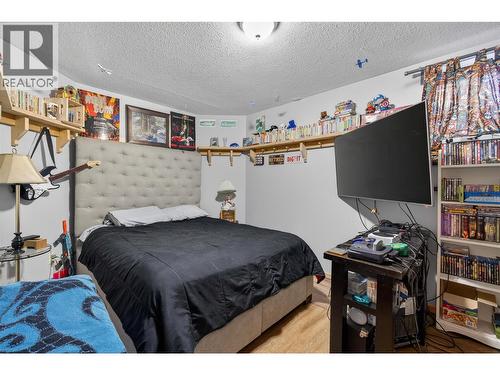 114 Timberlane Road, Enderby, BC - Indoor Photo Showing Bedroom