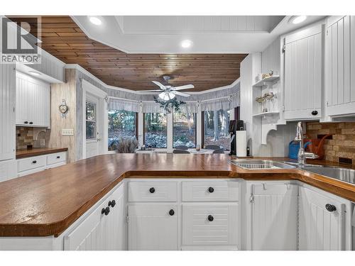 114 Timberlane Road, Enderby, BC - Indoor Photo Showing Kitchen With Double Sink