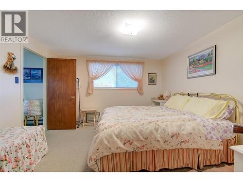 3963 Angus Drive, West Kelowna, BC - Indoor Photo Showing Bedroom