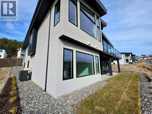 901 Melrose Street, Kelowna, BC - Outdoor With Exterior