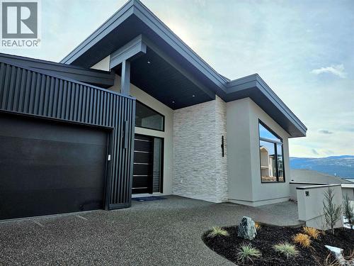 901 Melrose Street, Kelowna, BC - Outdoor With Exterior