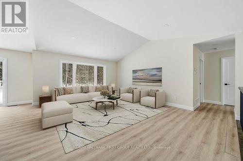 35 Crookston Road, Centre Hastings, ON - Indoor Photo Showing Living Room