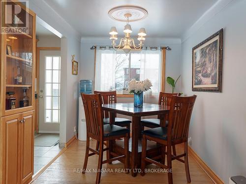 251 Clarke Street, Port Colborne (Killaly East), ON - Indoor Photo Showing Dining Room