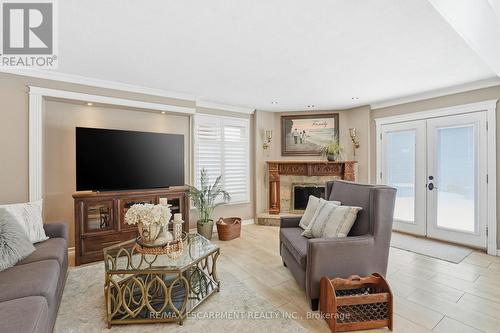 9 Stone Gate Drive, Grimsby, ON - Indoor Photo Showing Living Room With Fireplace