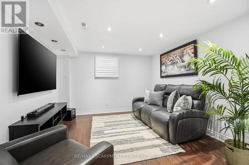 9 Stone Gate Drive, Grimsby, ON - Indoor