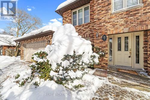 7 Templer Drive, Hamilton, ON - Outdoor