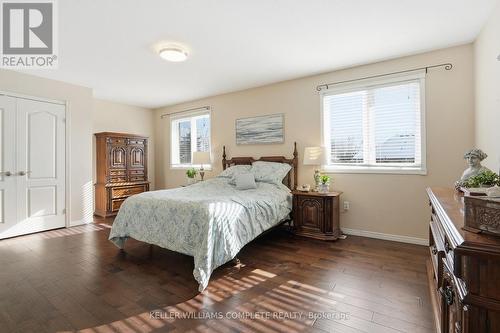 37 Southcreek Drive, Hamilton, ON - Indoor Photo Showing Bedroom