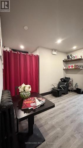 543A College Street, Toronto, ON 