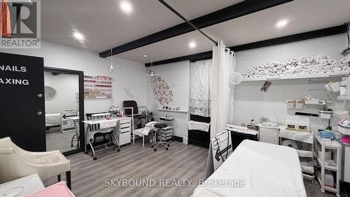 543A College Street, Toronto, ON 