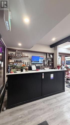 543A College Street, Toronto, ON 