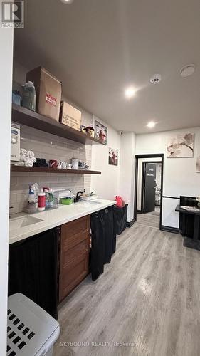 543A College Street, Toronto, ON 