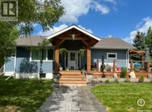 1110 Main Street N, Watrous, SK - Outdoor With Deck Patio Veranda With Facade