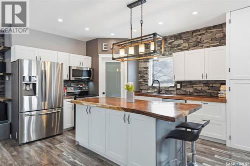 1110 Main Street N, Watrous, SK - Indoor Photo Showing Kitchen