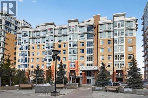 501, 24 Varsity Estates Circle Nw, Calgary, AB - Outdoor With Facade
