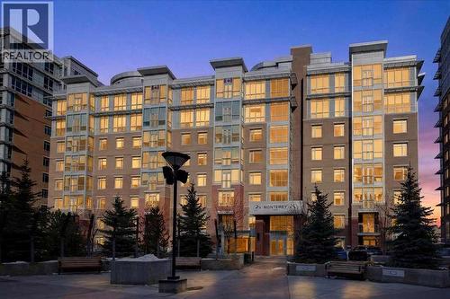 501, 24 Varsity Estates Circle Nw, Calgary, AB - Outdoor