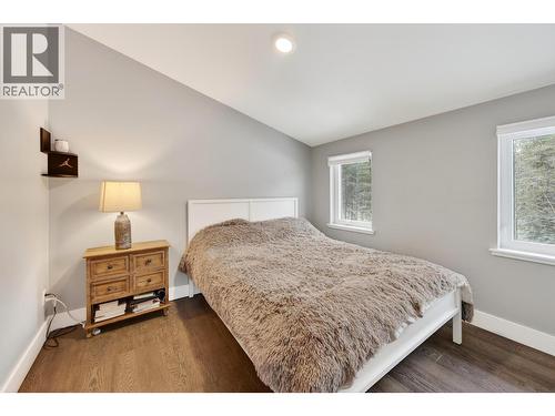 Top Floor Bedroom - 1512 Granite Drive Unit# 4, Golden, BC - Indoor Photo Showing Bedroom