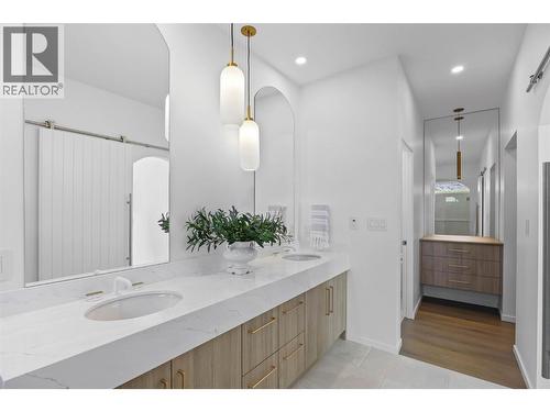3562 Sage Drive, Kamloops, BC - Indoor Photo Showing Bathroom