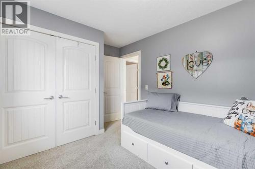 Bedroom #2 - 382 Williamstown Green Nw, Airdrie, AB - Indoor Photo Showing Bedroom