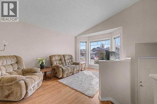 272 Chaparral Drive Se, Calgary, AB - Indoor Photo Showing Living Room