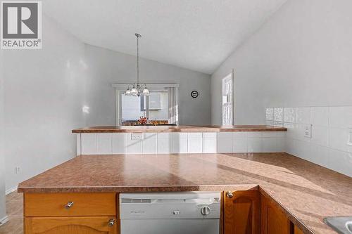 272 Chaparral Drive Se, Calgary, AB - Indoor