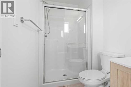 1506, 25 Wildwoods Court Sw, Airdrie, AB - Indoor Photo Showing Bathroom