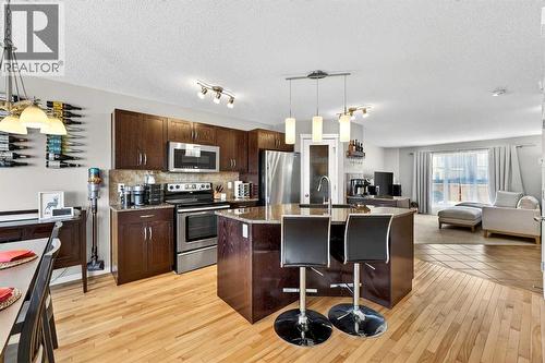 336 Cranberry Circle Se, Calgary, AB - Indoor Photo Showing Kitchen With Upgraded Kitchen